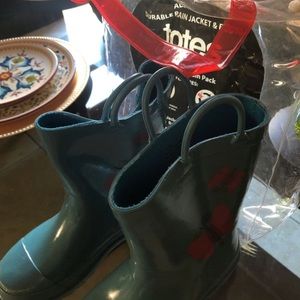 Girls rain boots size 1-2